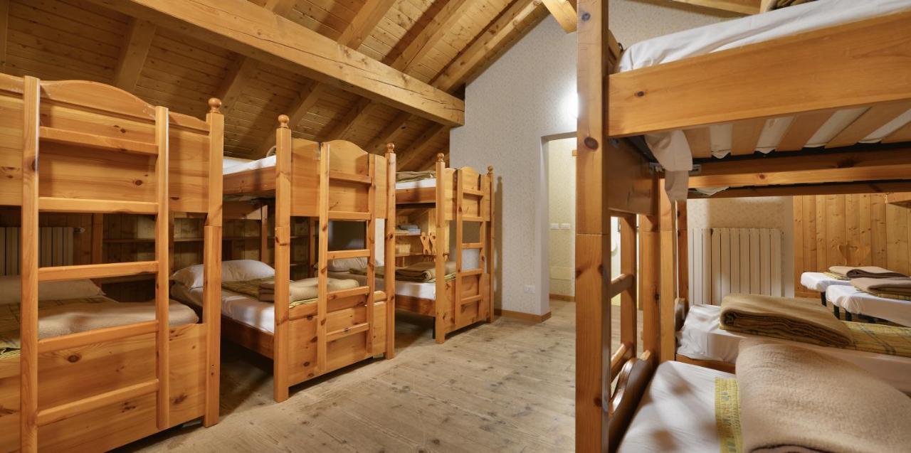 Albergo Casa Alpina San Luigi كامبودولسينو المظهر الخارجي الصورة